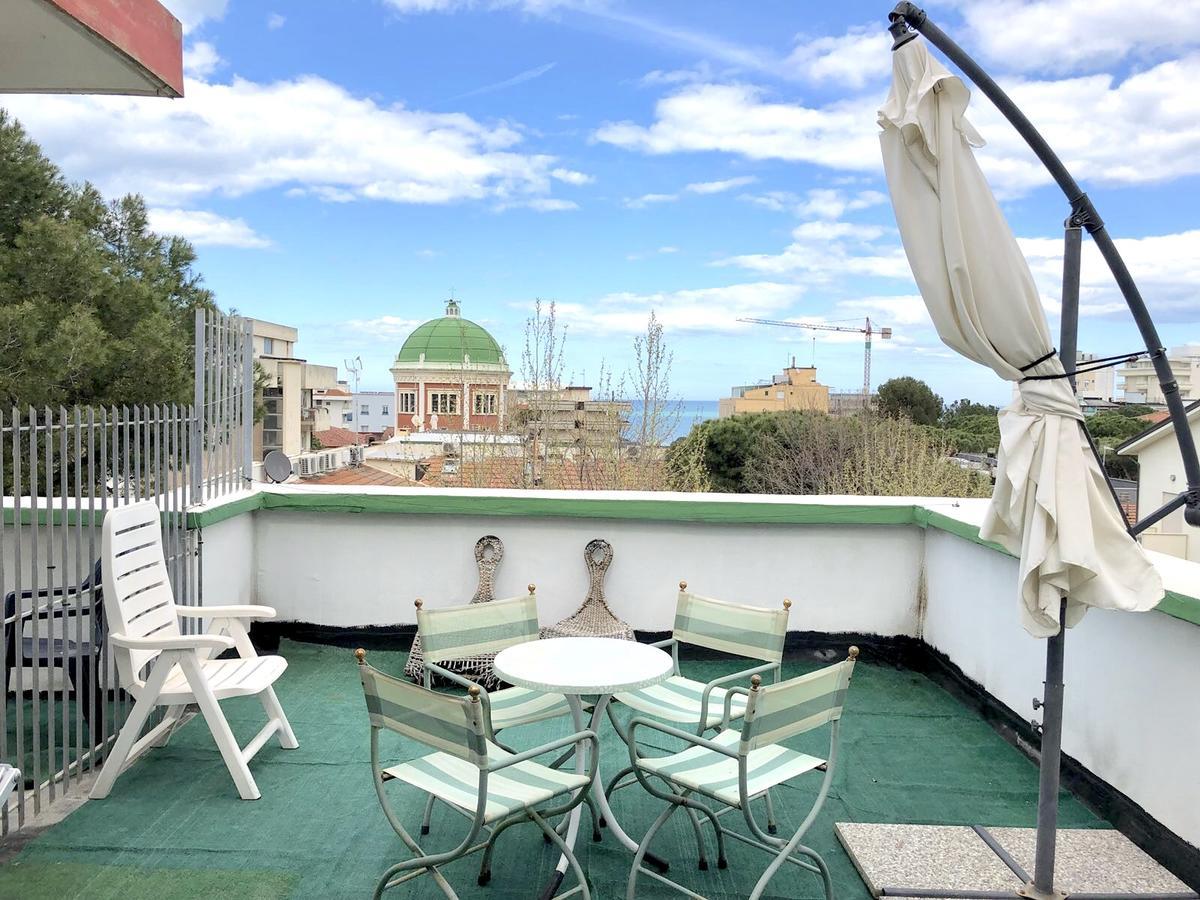 Hotel Montebello Riccione Eksteriør bilde