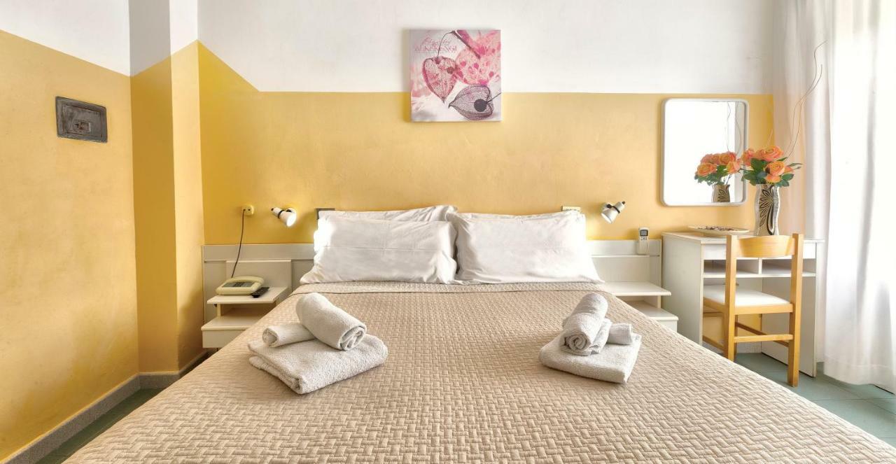 Hotel Montebello Riccione Eksteriør bilde