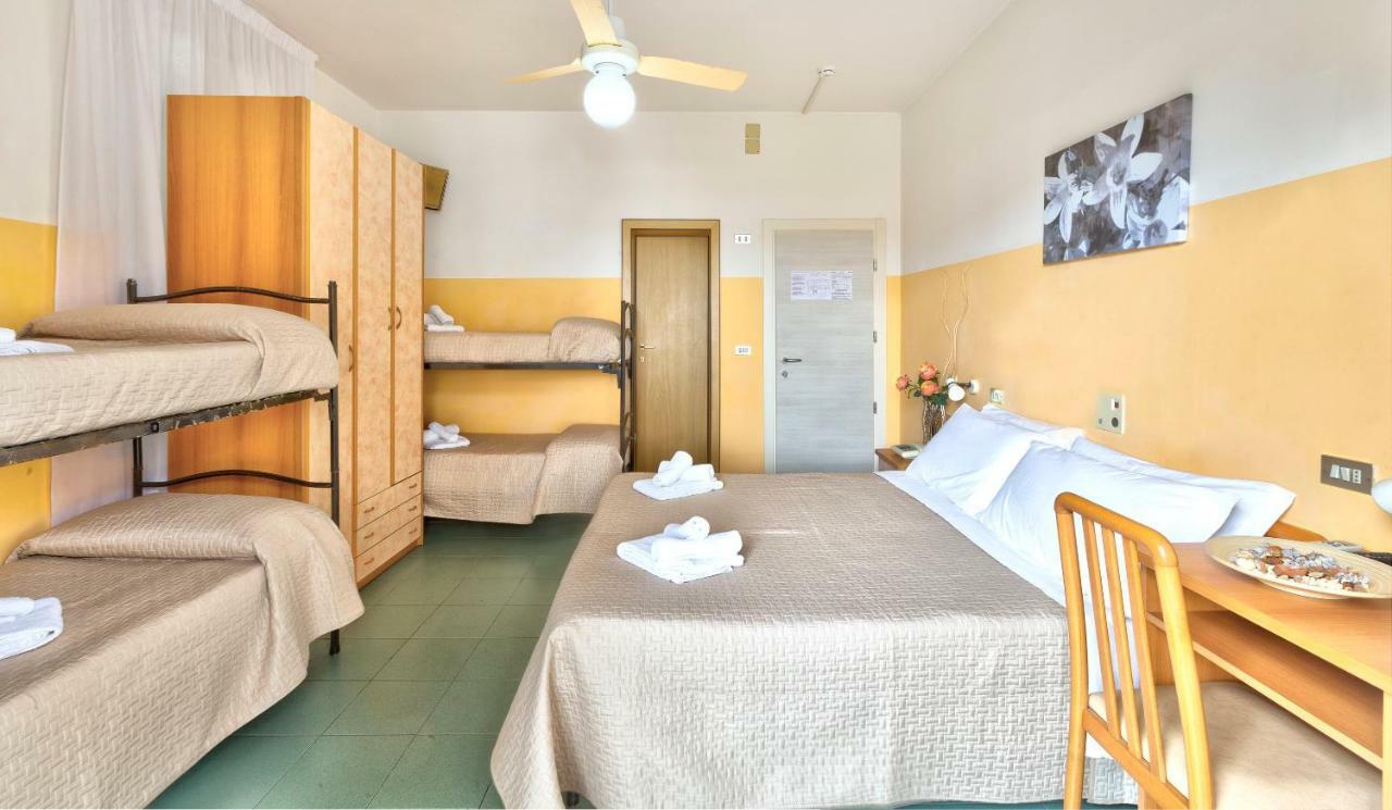 Hotel Montebello Riccione Eksteriør bilde